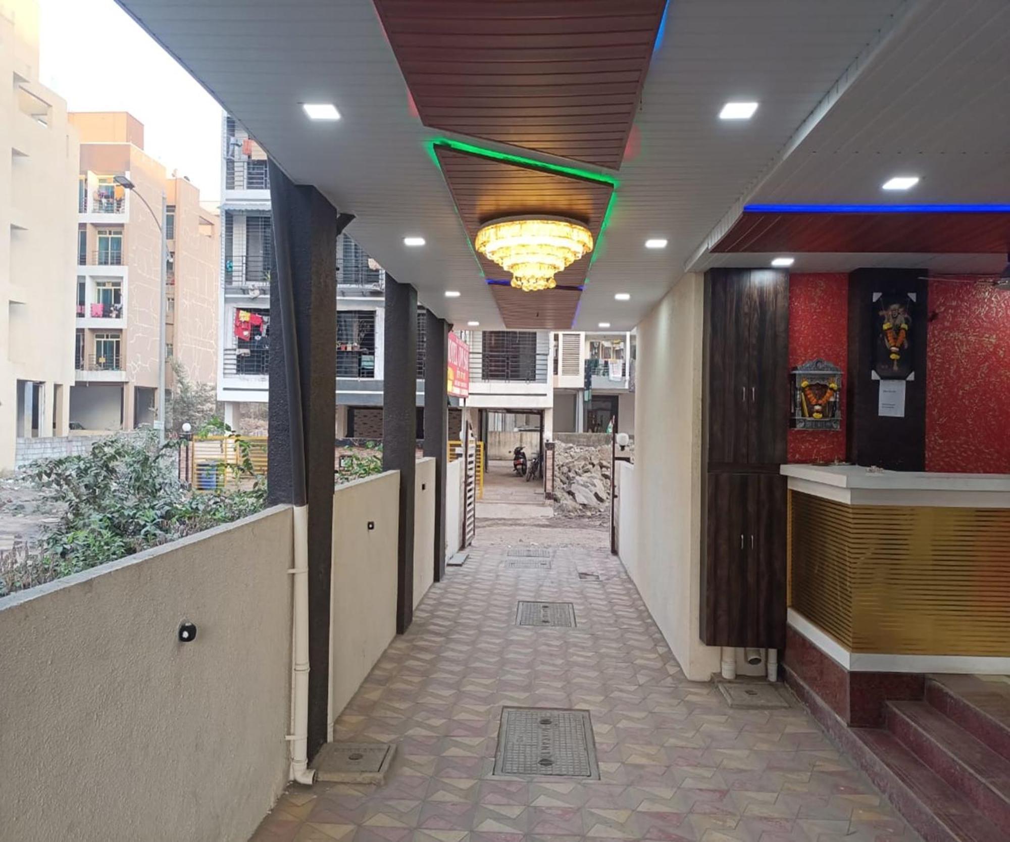 Hotel Om Sai Нави Мумбай Екстериор снимка